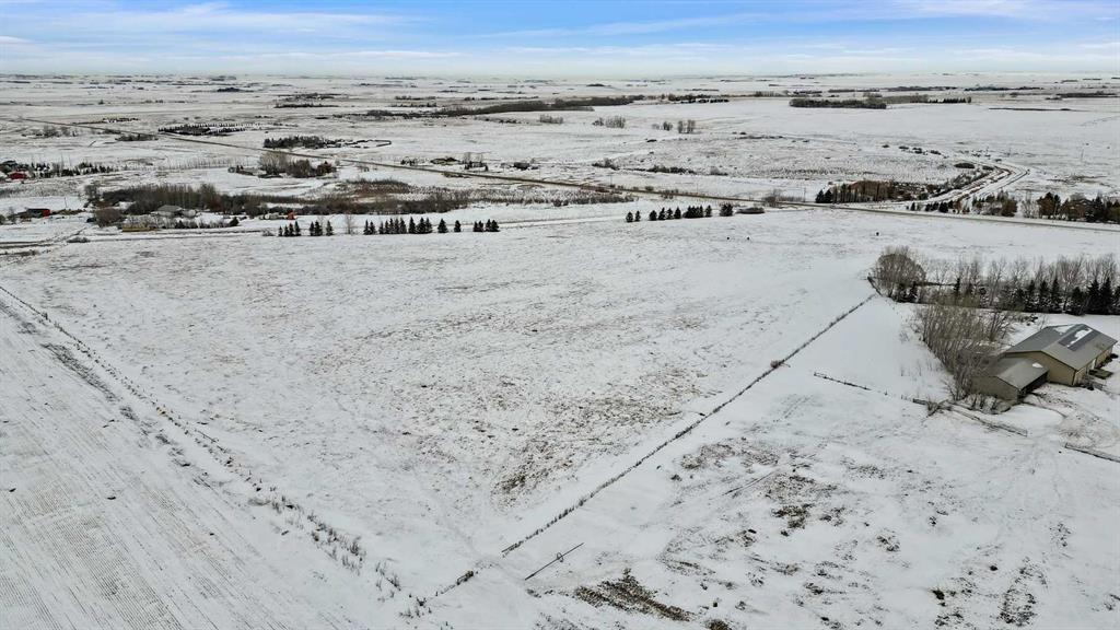 4;25;24;26 NE 244046 Range Road 251, Rural Wheatland County, Alberta, T1P 0P1