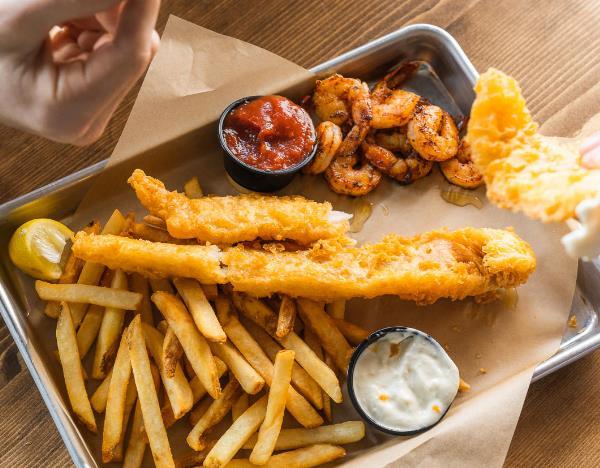 2120 Crowchild Trail NW, Calgary, Alberta, T2m3Y7