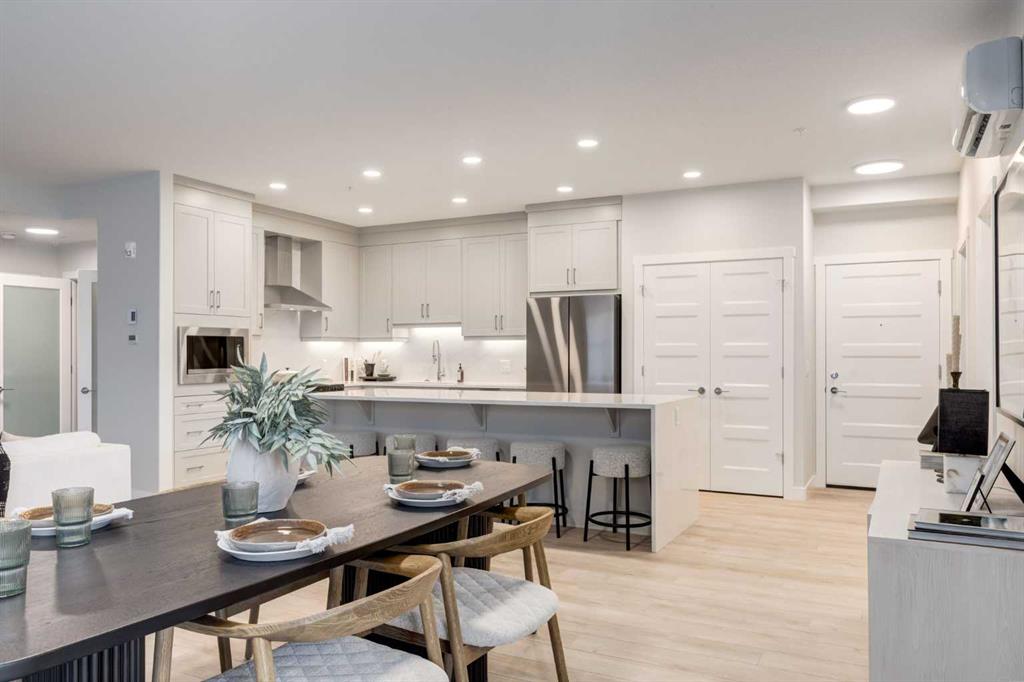 #203 175 Wolf Hollow Crescent SE, Calgary, Alberta, X0X 0X0