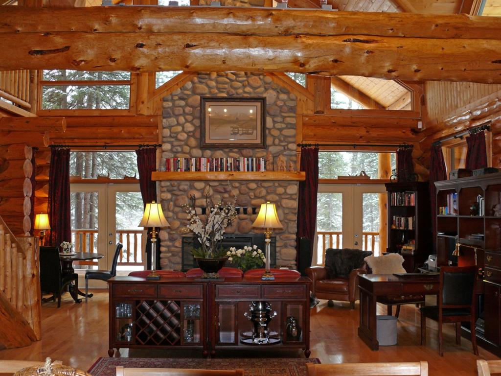 104 White Avenue, Bragg Creek, Alberta, T0L 0K0