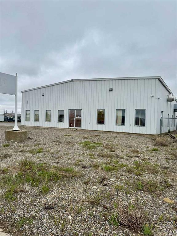 11 Imperial Close, Olds, Alberta, T4H 1M6