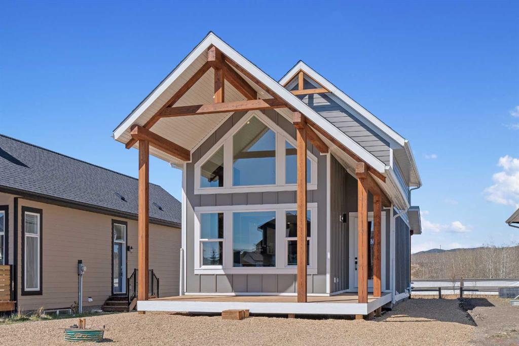 48 Cottageclub Lane, Rural Rocky View County, Alberta, T4C1B1