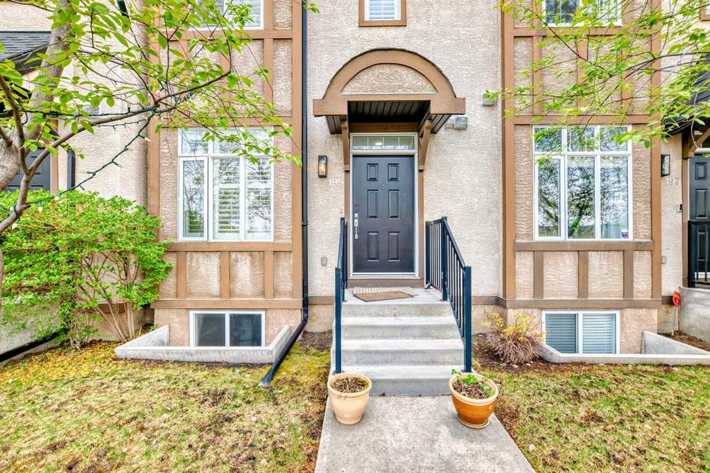 199 McKenzie Towne Drive SE, Calgary, Alberta, T2Z 4P8