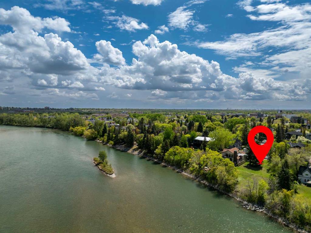 14 Major Stewart Lane SE, Calgary, Alberta, T2G 2Z2