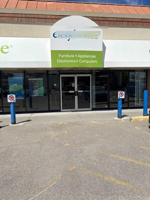 #D220 9737 Macleod Trail, Calgary, Alberta, T2P 0P6