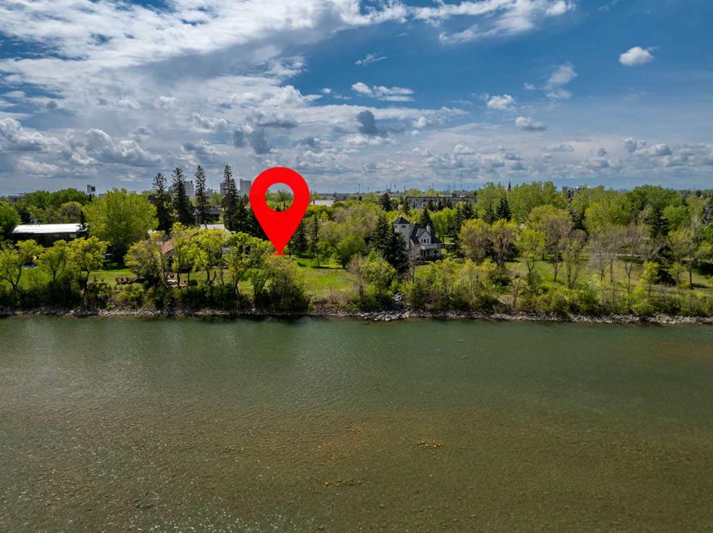 10 Major Stewart Lane SE, Calgary, Alberta, T2G 5R6