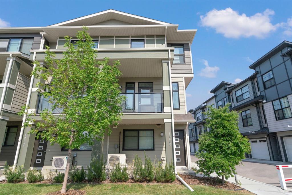 19640 40 Street SE, Calgary, Alberta, T3M 3A6