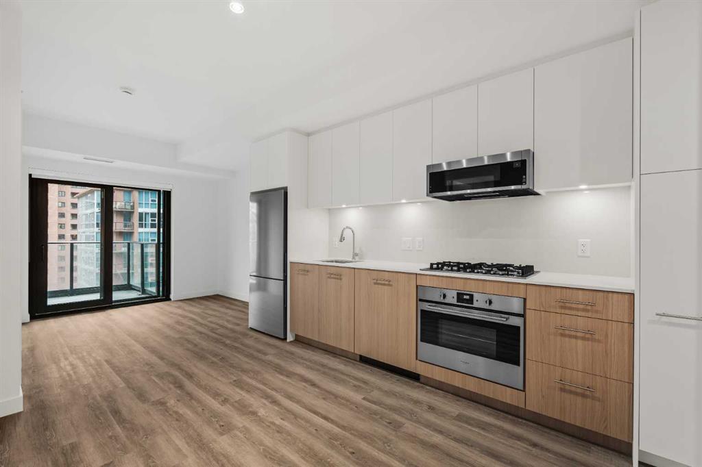 #907 730 2 Avenue SW, Calgary, Alberta, T2P 1R8