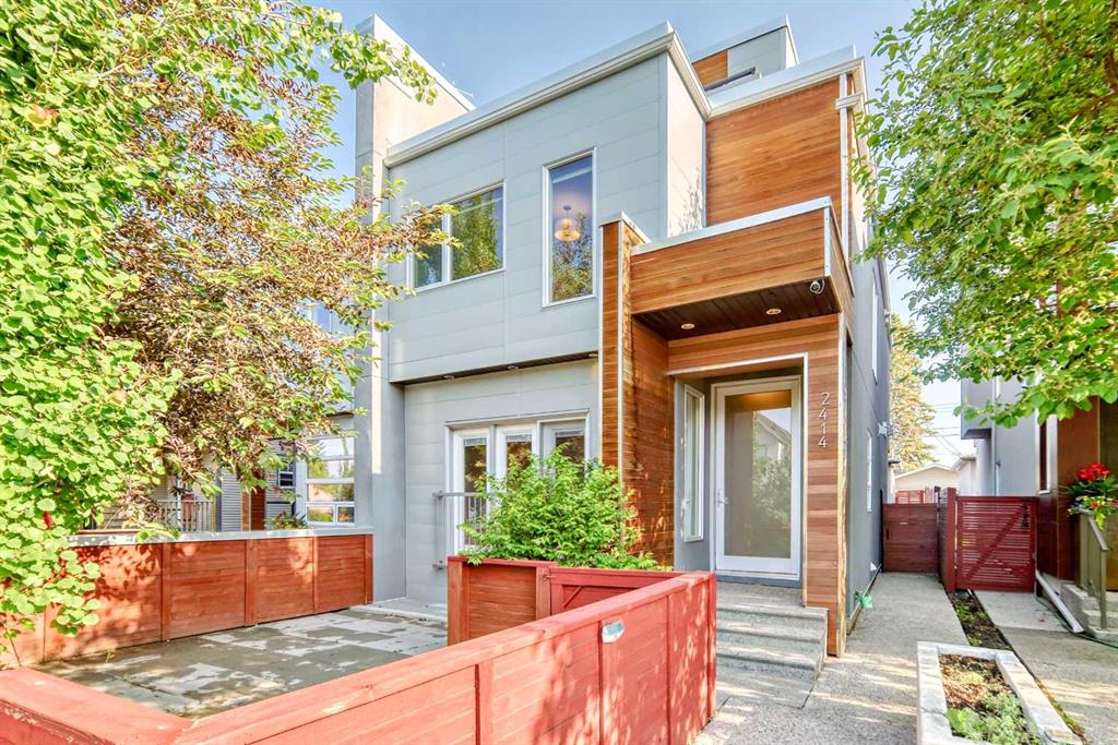 2414 31 Avenue SW, Calgary, Alberta, T2T 1T8