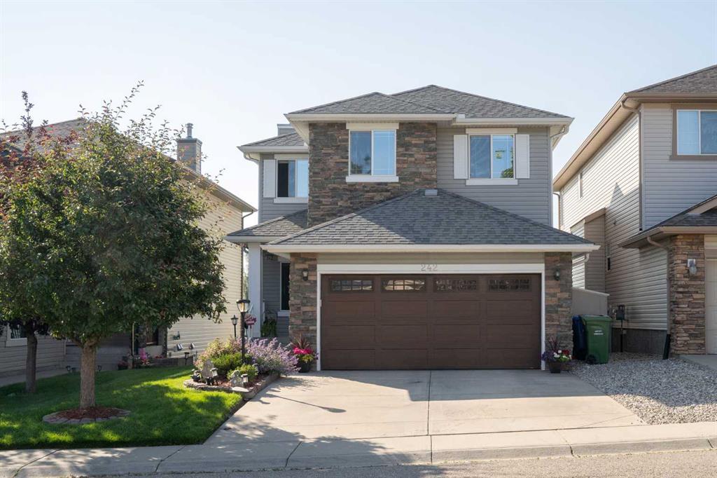 242 Royal Birkdale Crescent NW, Calgary, Alberta, T3G 5R7