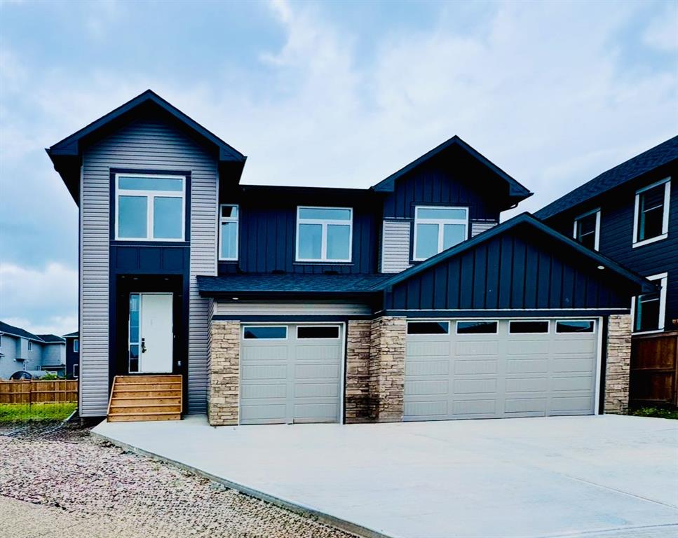 37 North Bridges Bay SW, Langdon, Alberta, T0J 1X3