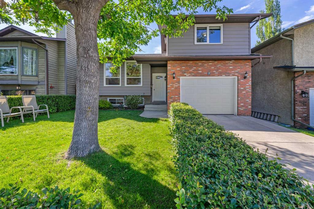 7 Bernard Court NW, Calgary, Alberta, T3K 2B3