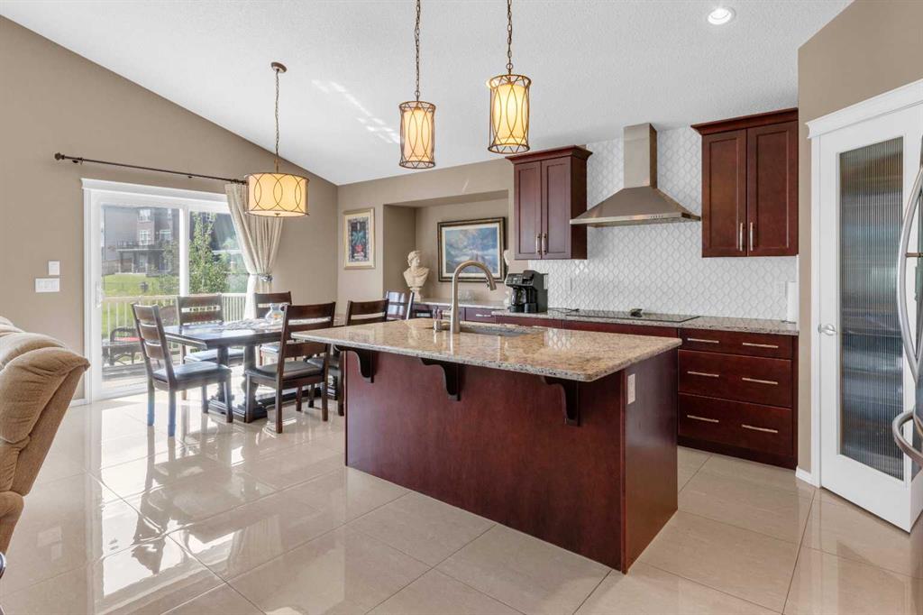 68 Nolanlake View NW, Calgary, Alberta, T3R 0W3