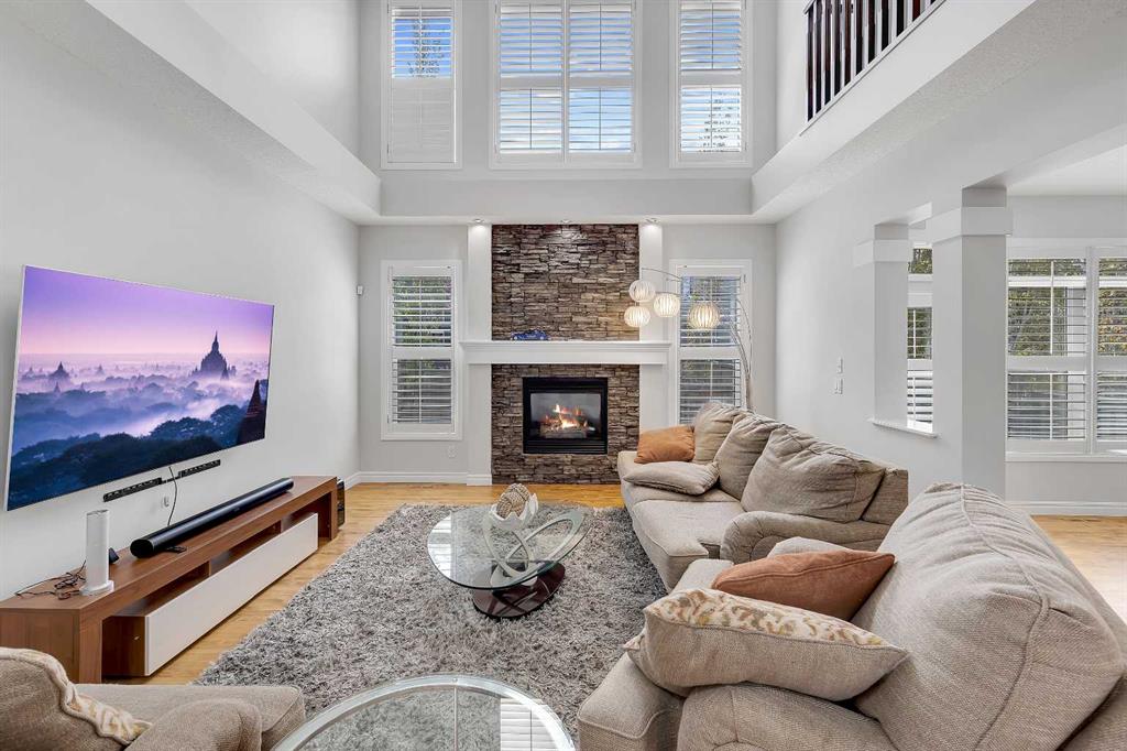 168 Aspenshire Drive SW, Calgary, Alberta, T3H 0P5