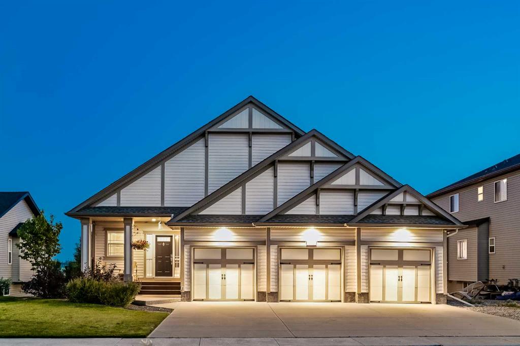 231 Railway Close SE, Langdon, Alberta, T0J 1X1