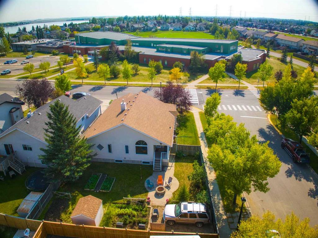 161 West Lakeview Drive, Chestermere, Alberta, T1X 1H7