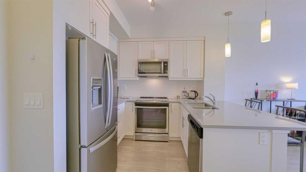 #403 300 Auburn Meadows Manor SE, Calgary, Alberta, T3M 2Y3