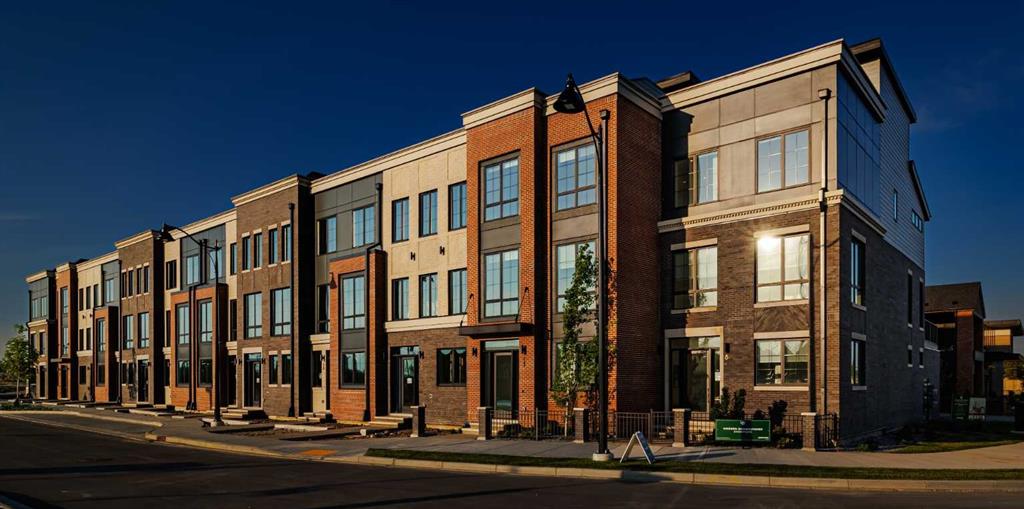 16 Greenwich Heath NW, Calgary, Alberta, T3B 6P4