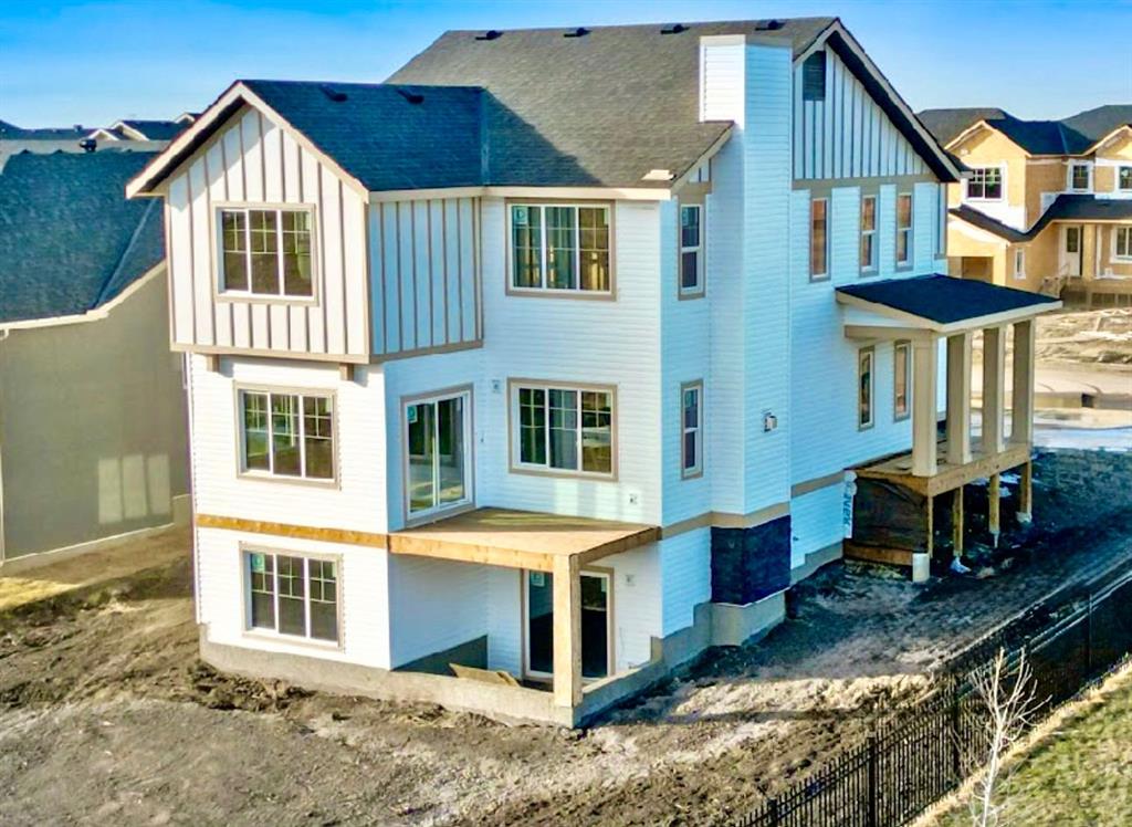 37 North Bridges Landing, Langdon, Alberta, T0J 1X3