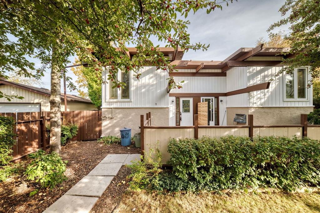 15A Arlington Bay SE, Calgary, Alberta, T2H2B2