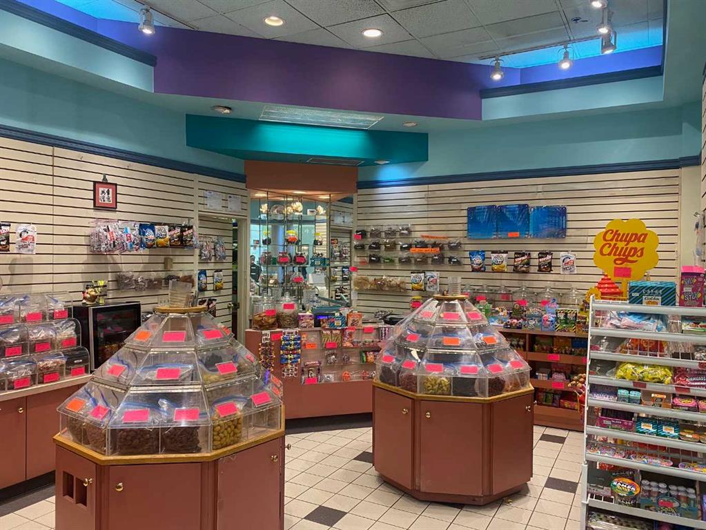 #150 1623 Centre Street N, Calgary, Alberta, T2E 2S2