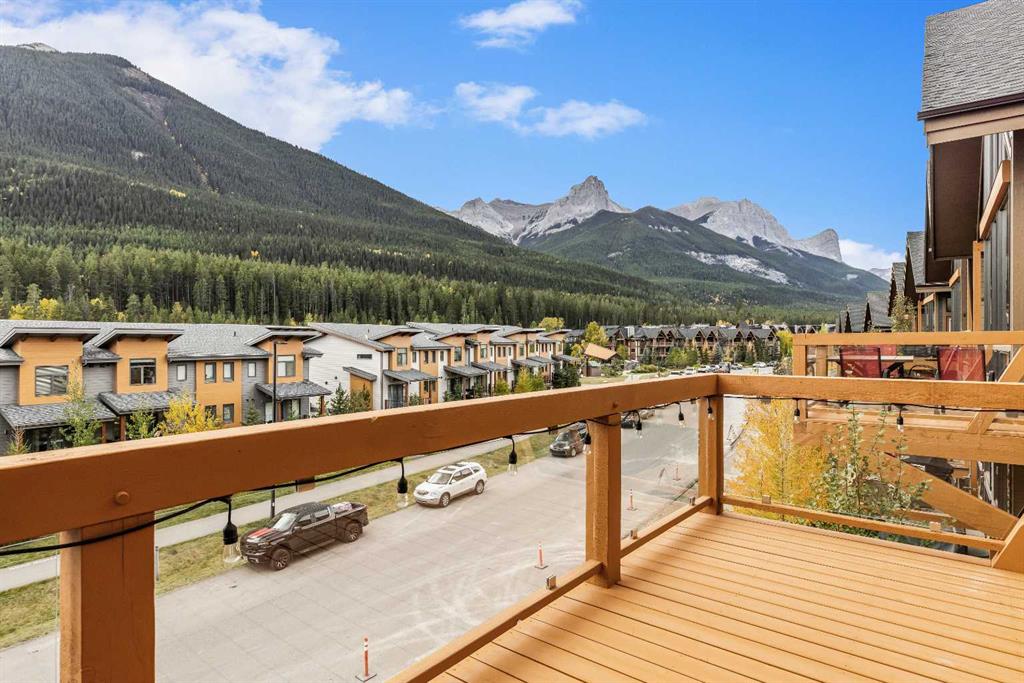 #204 105 Stewart Creek Rise SW, Canmore, Alberta, T1W 0J5