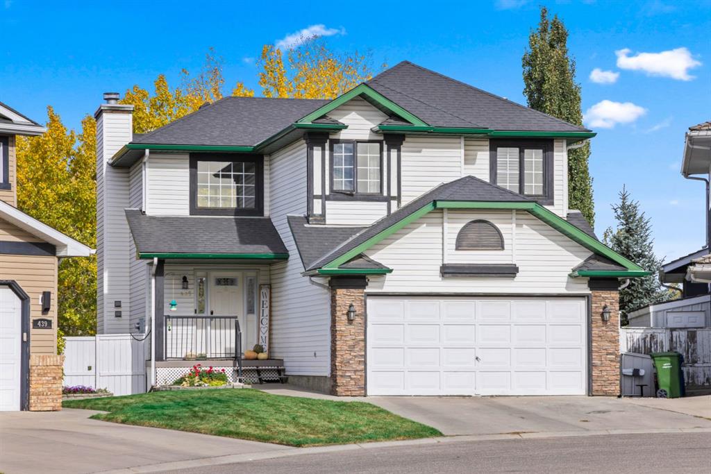 435 Douglas Ridge Mews SE, Calgary, Alberta, T2Z 2M4