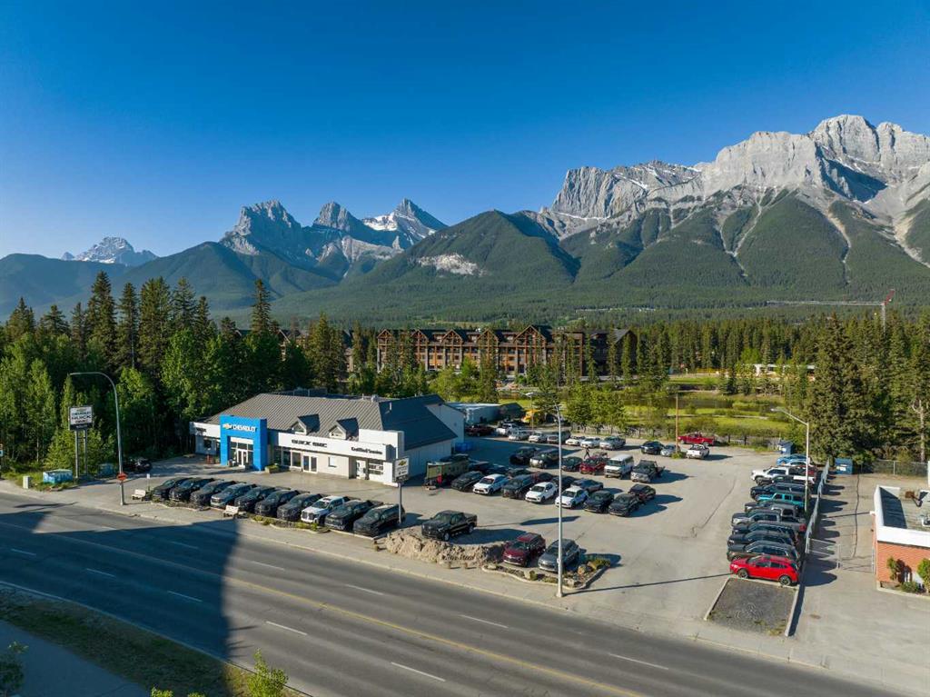 707 Railway Avenue, Canmore, Alberta, T1W 1P2