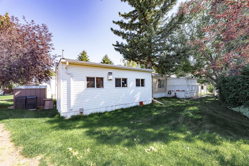 69 Burroughs Place NE, Calgary, Alberta, T1Y 6K5