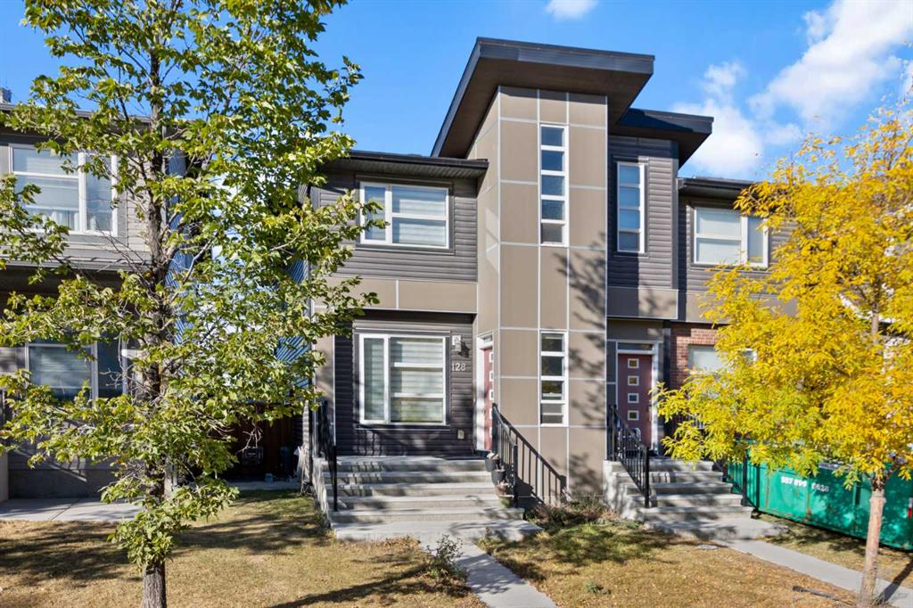 128 Livingston Parade NE, Calgary, Alberta, T3P0V6