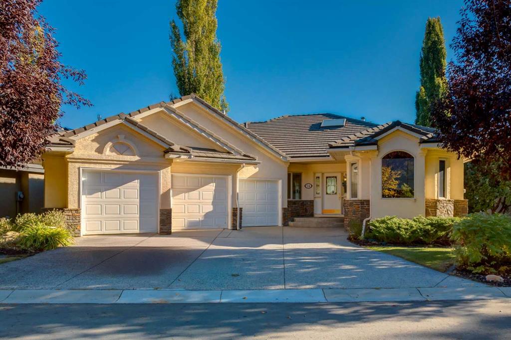 14 Patina Lane SW, Calgary, Alberta, T3H 3N4