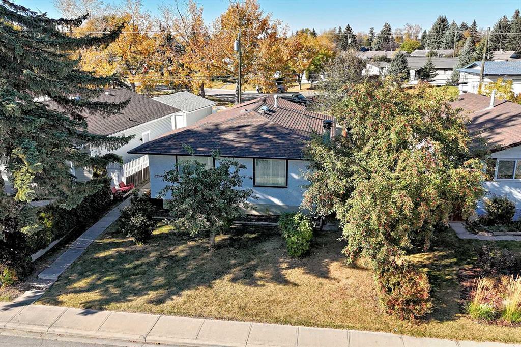 3252 Dover Ridge Drive SE, Calgary, Alberta, T2B 2A7