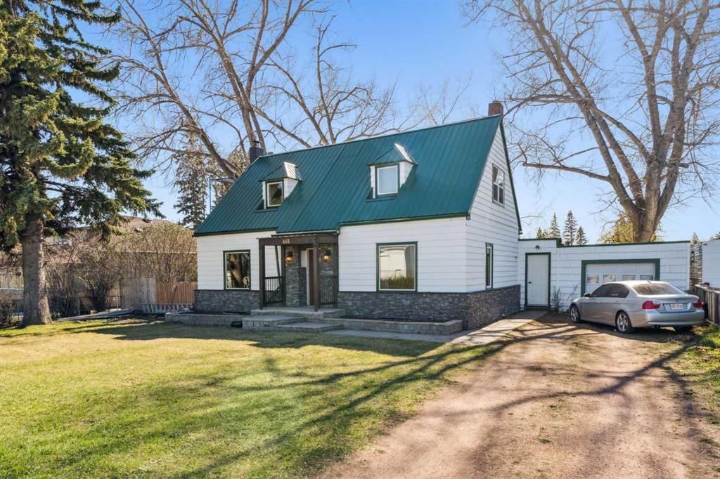 663 10 Avenue S, Carstairs, Alberta, T0M 0N0
