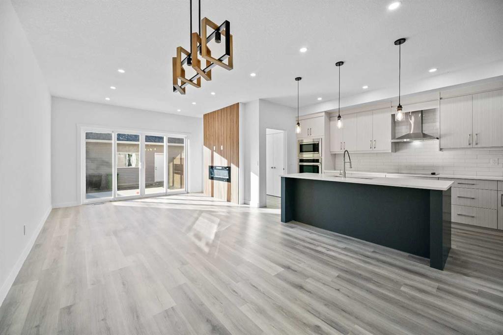 2217 42 Street SE, Calgary, Alberta, T2B 1G4