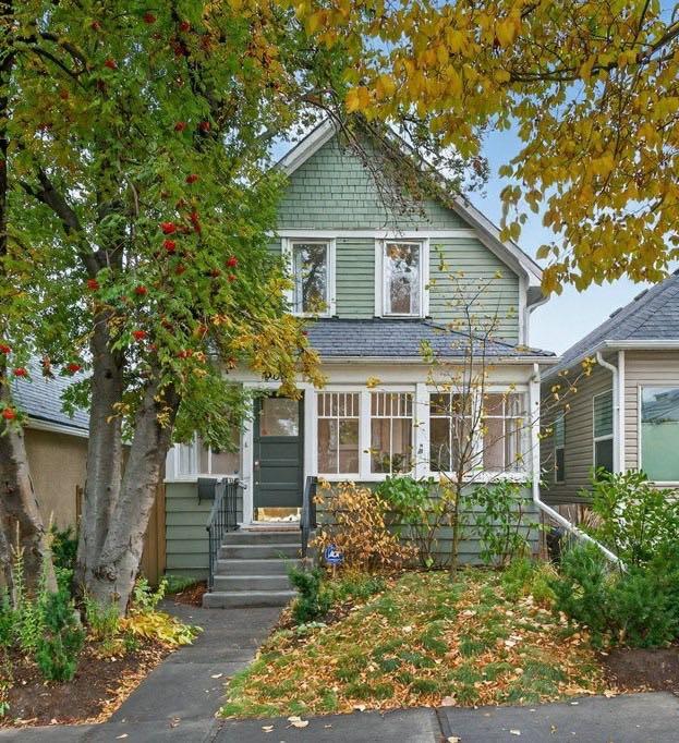 907 20 Avenue SE, Calgary, Alberta, T2G 1M4