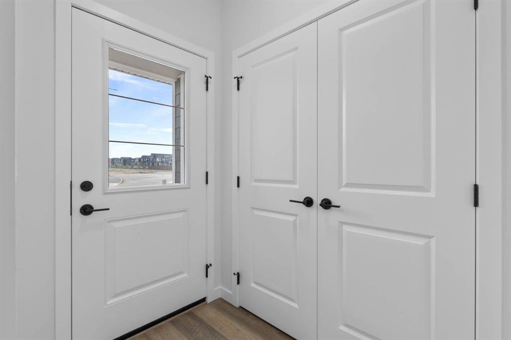 440 Lewiston Landing NE, Calgary, Alberta, T3P 2J5