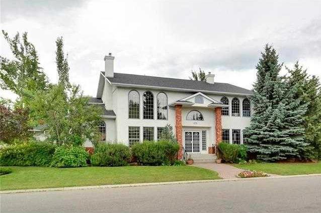 175 Pumpvalley Court SW, Calgary, Alberta, T2V 5G5