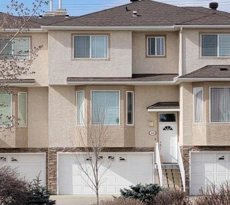 124 Country Hills Gardens NW, Calgary, Alberta, T3K 5G2