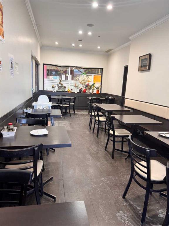 303 Centre Street S, Calgary, Alberta, T2G 2B9