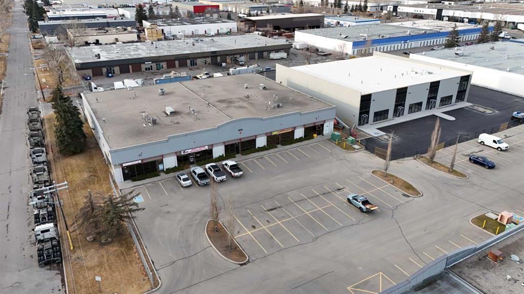 #5 4316 64 Avenue SE, Calgary, Alberta, T2C2B3