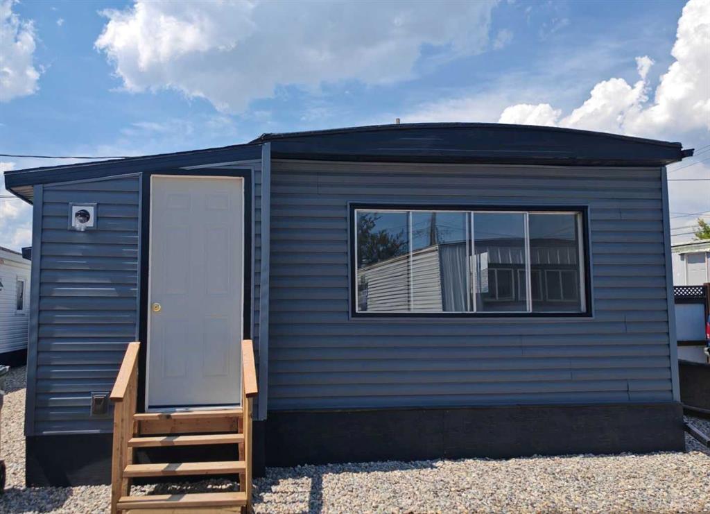 #30 2106 50 Street SE, Calgary, Alberta, T2B 1M7