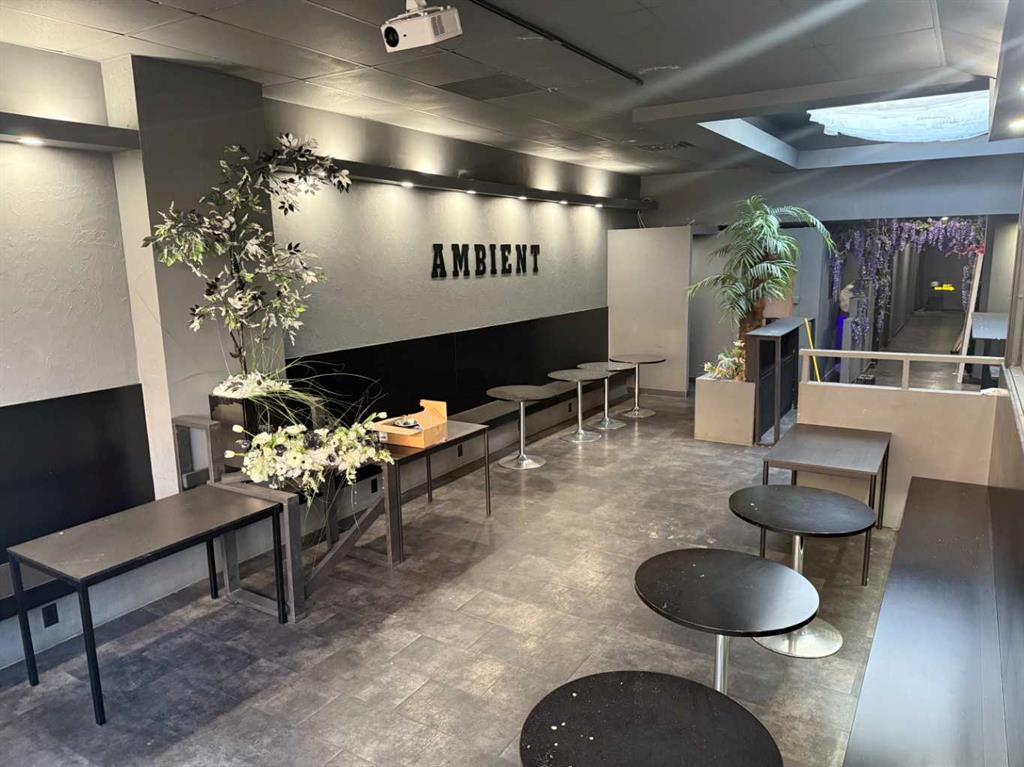 #201 111 2 Avenue SE, Calgary, Alberta, T2G0B2