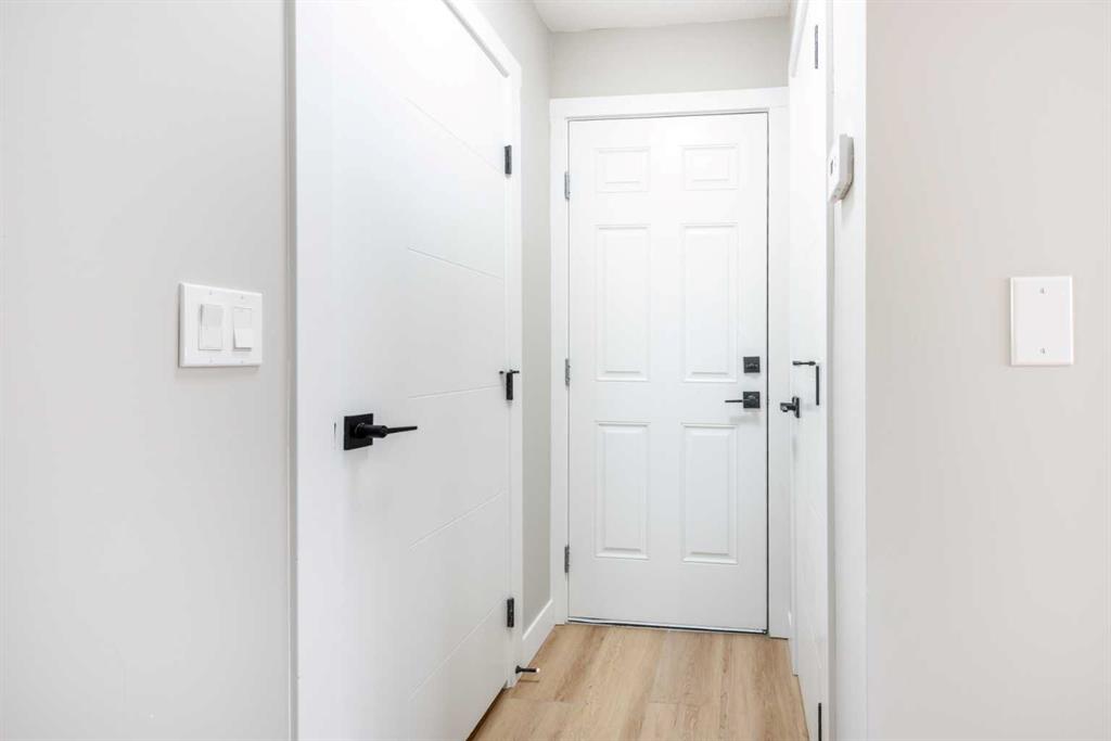 7620 27 Street SE, Calgary, Alberta, T2C 1E7