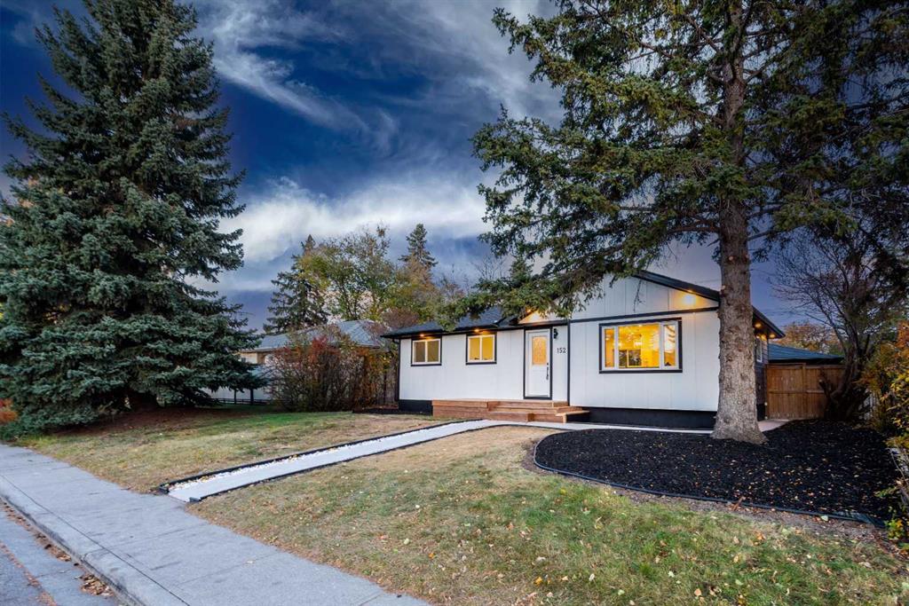 152 Southampton Drive SW, Calgary, Alberta, T2W 0V1