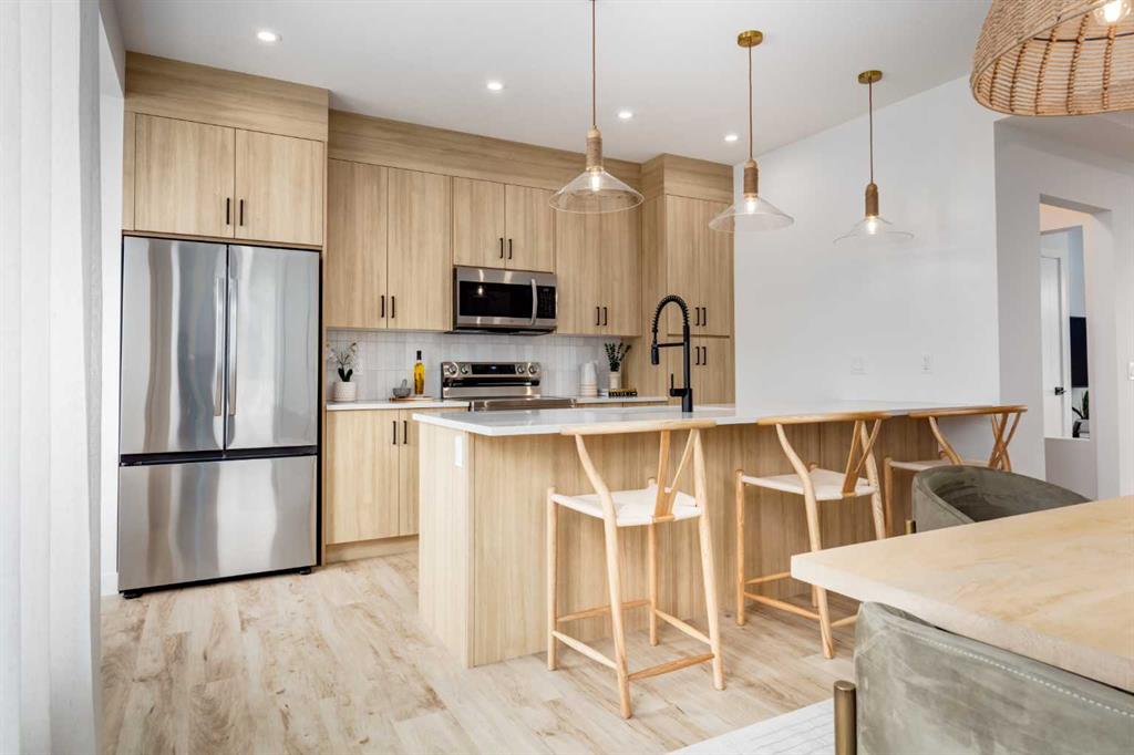 140 Heartwood Lane SE, Calgary, Alberta, T3S 0R4