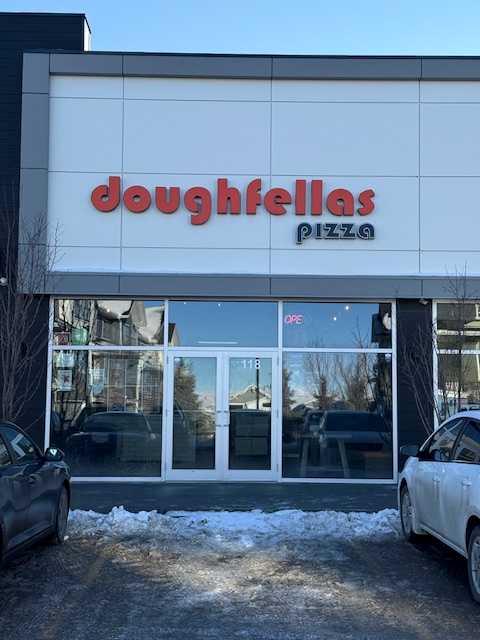 #118 30 Crestridge Common SW, Calgary, Alberta, T3B 6K2