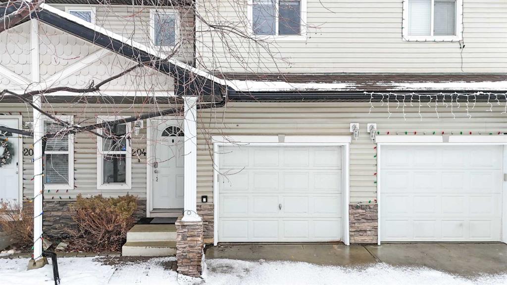 #204 760 Railway Gate SW, Airdrie, Alberta, T4B 3C5