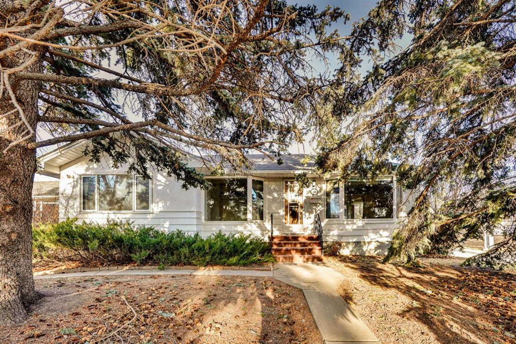 1956 Kelwood Drive SW, Calgary, Alberta, T3E 3Z3