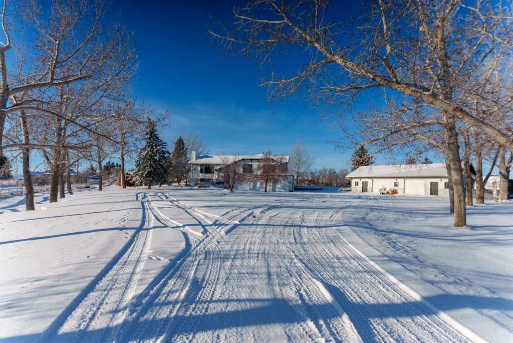 434205 32 Street E, Rural Foothills County, Alberta, T1S 7B7