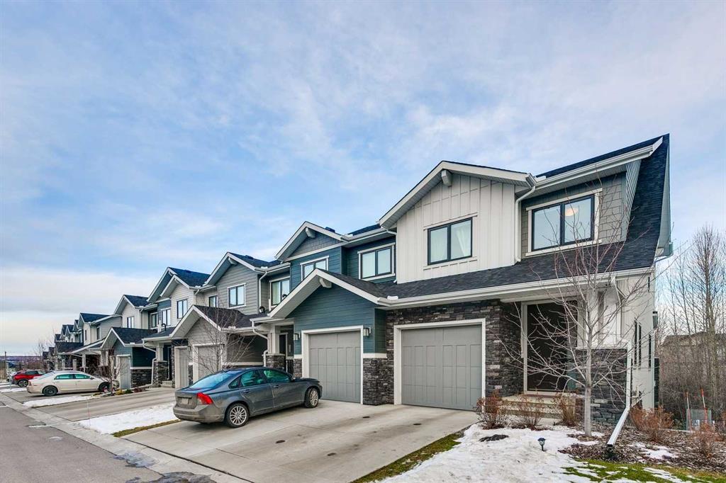 156 Crestridge Common SW, Calgary, Alberta, T3B 6J5